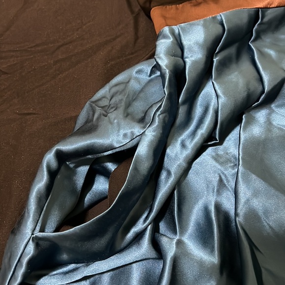 Alfani shimmery, beautiful pleated Dress 💯% Silk - Picture 14 of 14